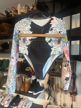 Floral Long-Sleeve Two Piece Swimsuit